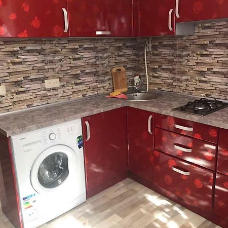Red Apartment 2019 Very Centre Kherson Exterior photo