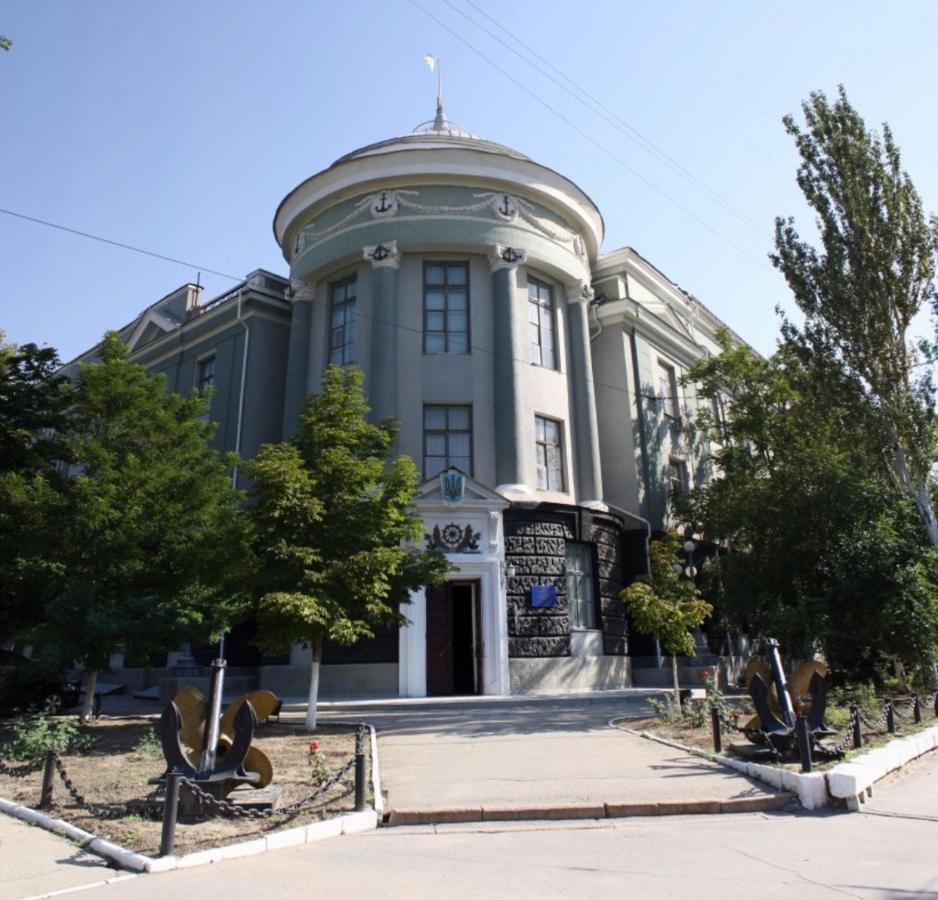 Red Apartment 2019 Very Centre Kherson Exterior photo